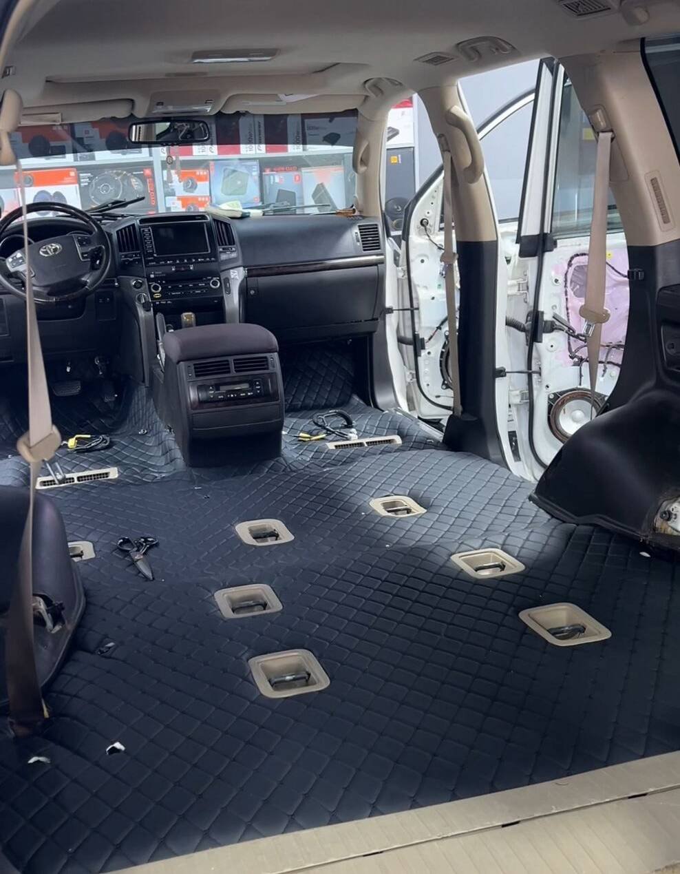 Car Full Flooring Upholstery