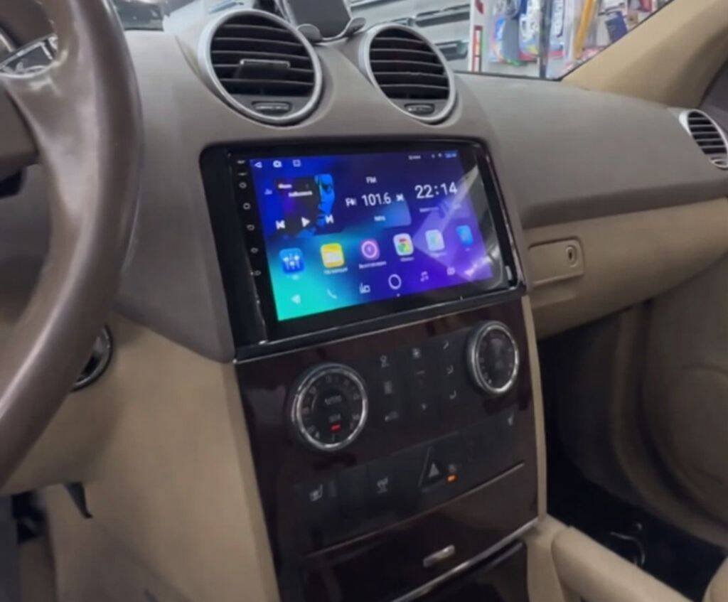Mercedes Benz 2 Mercedes Benz ML 350 Android Screen